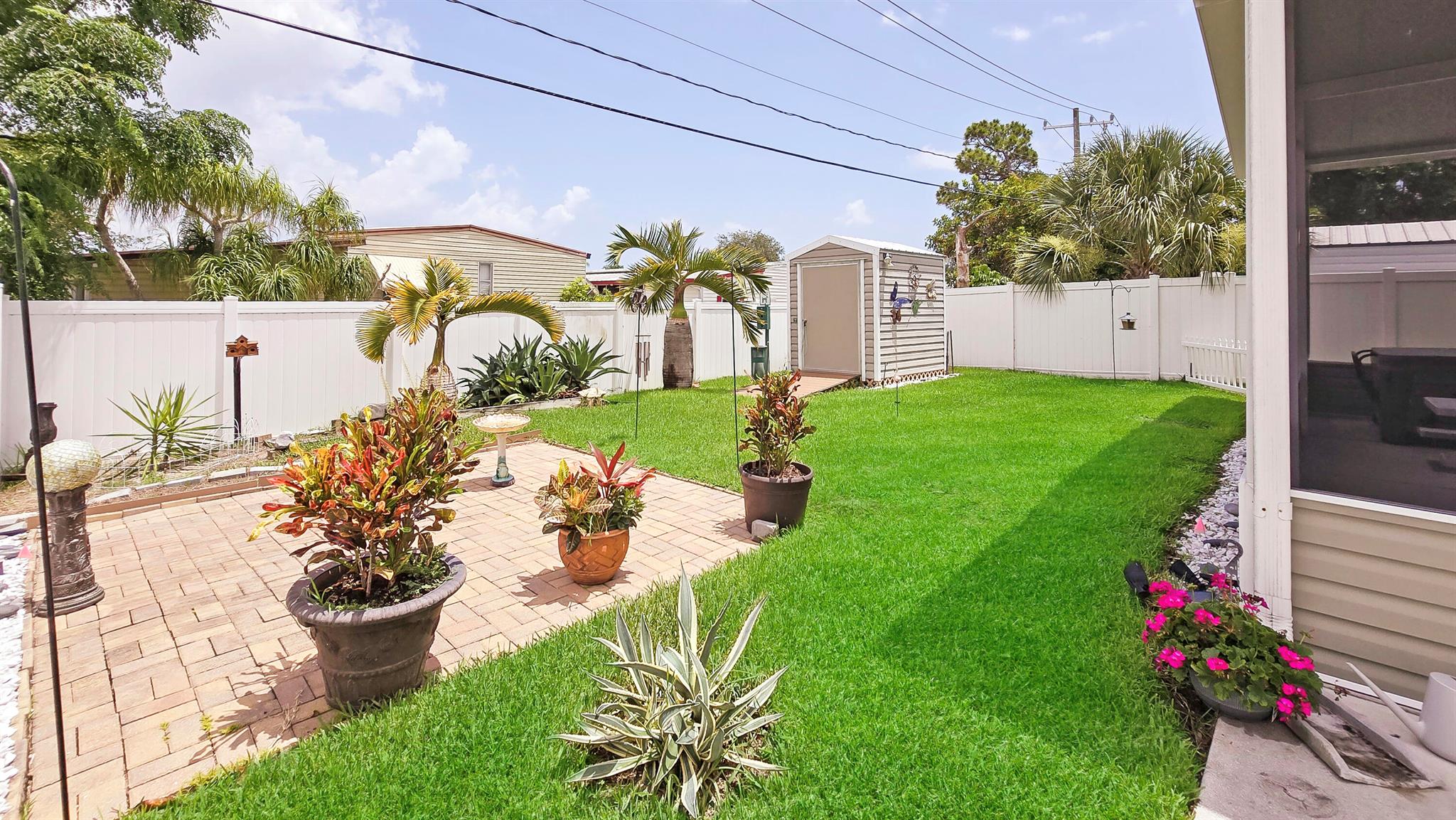 RIDGEWAY - Residential