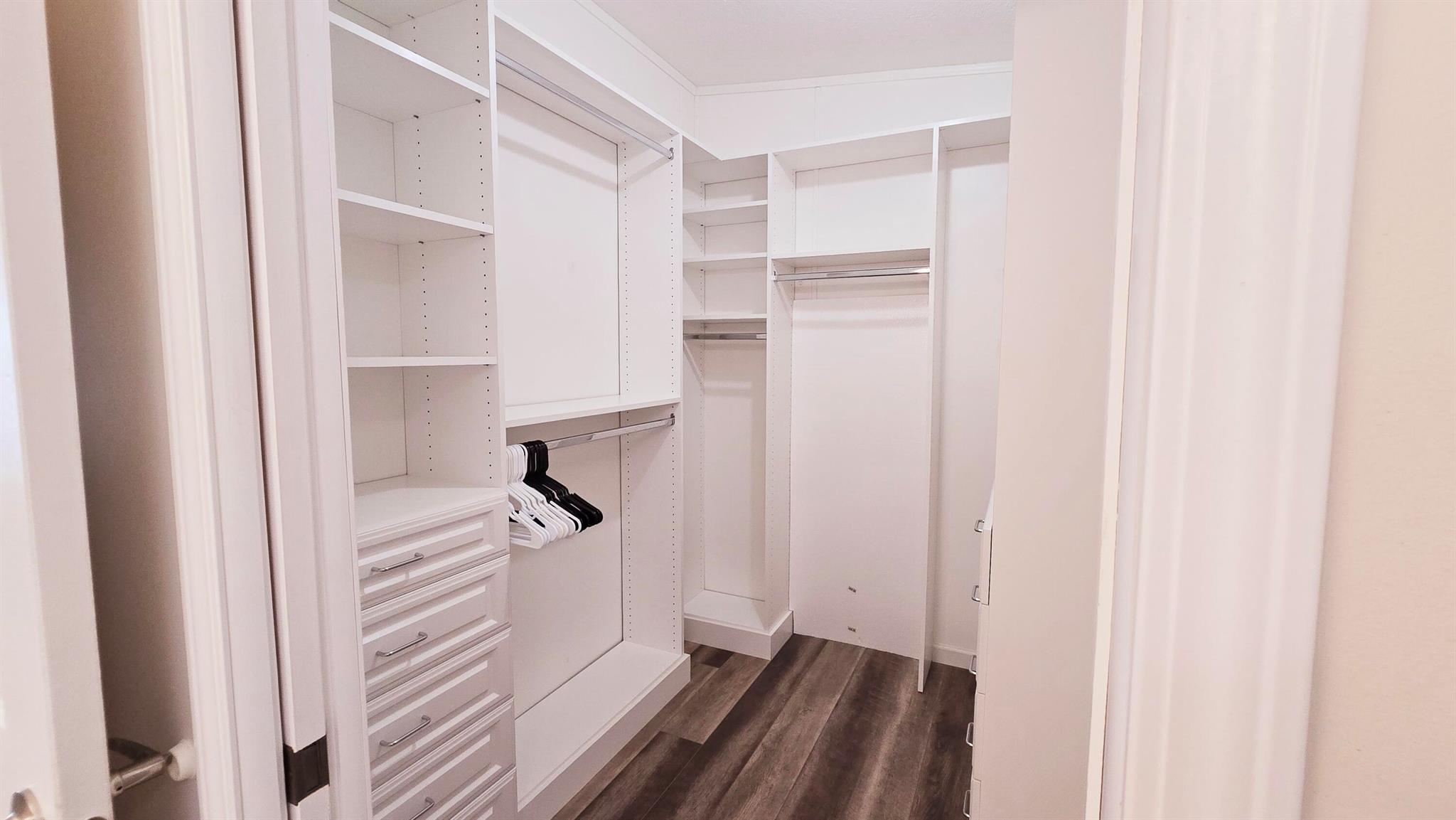 RIDGEWAY - Residential