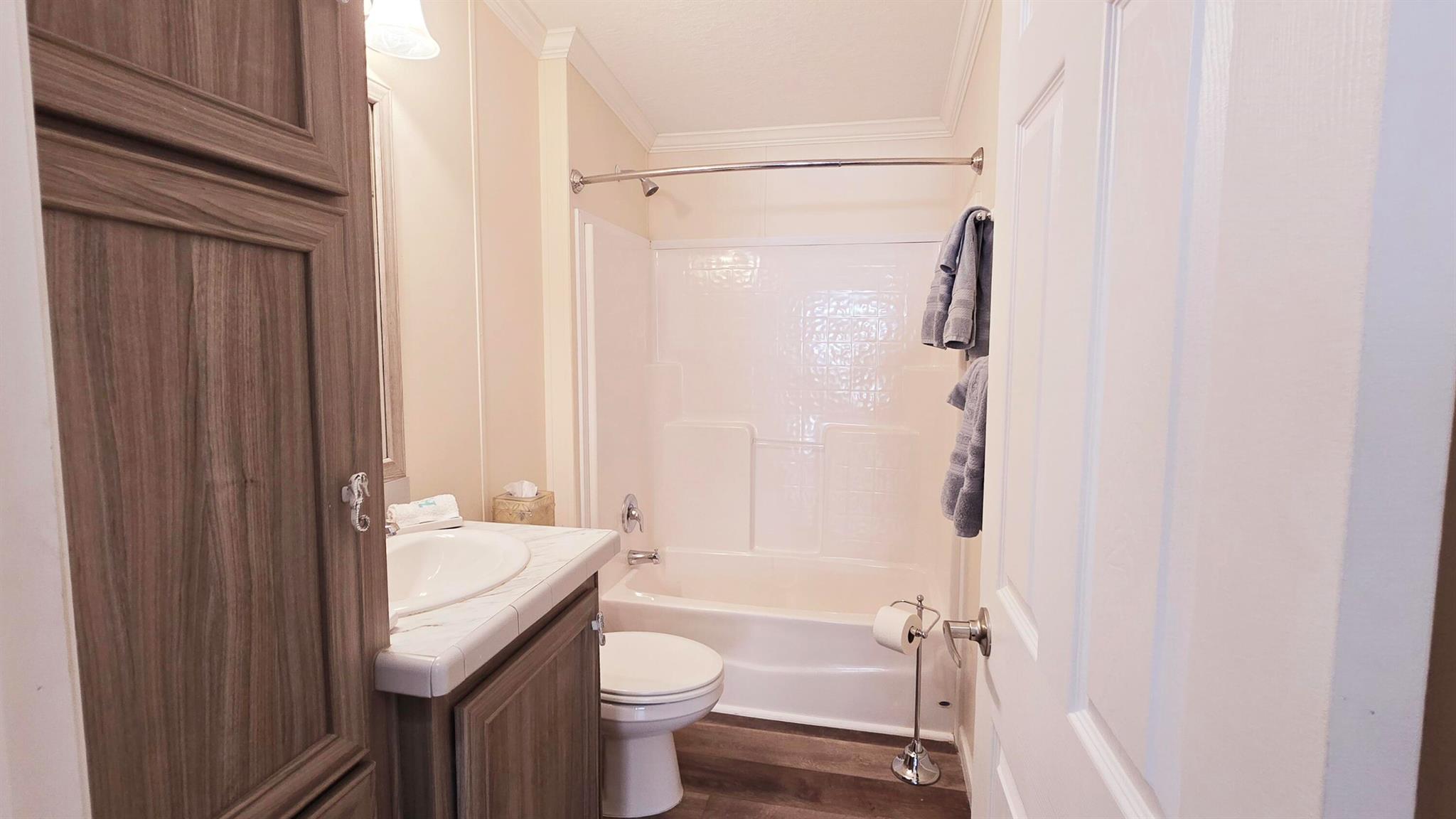 RIDGEWAY - Residential