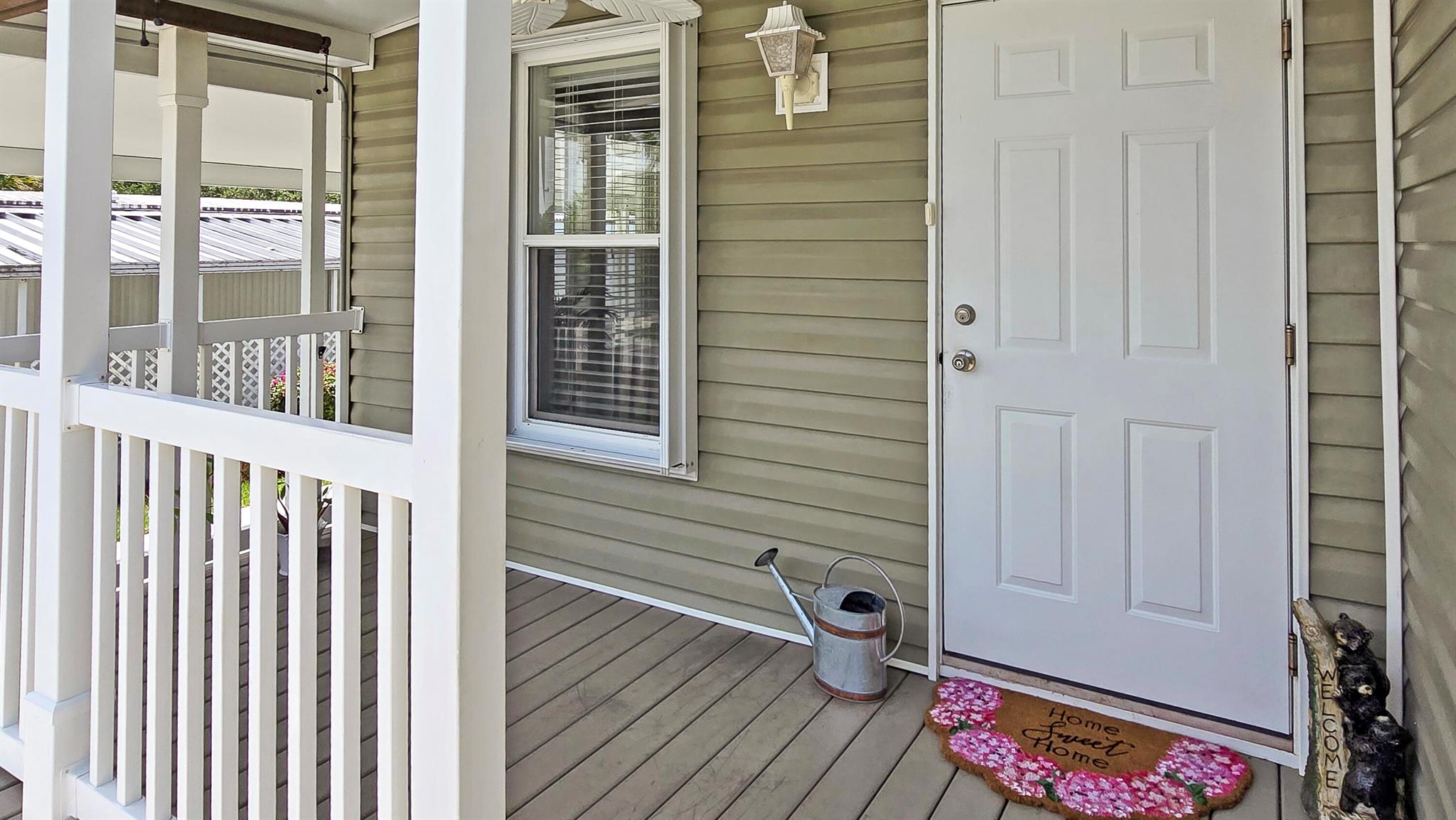 6939 SE Ridgeway Terrace, Hobe Sound, FL, 33455/$325,000 2 6939 SE Ridgeway Terrace