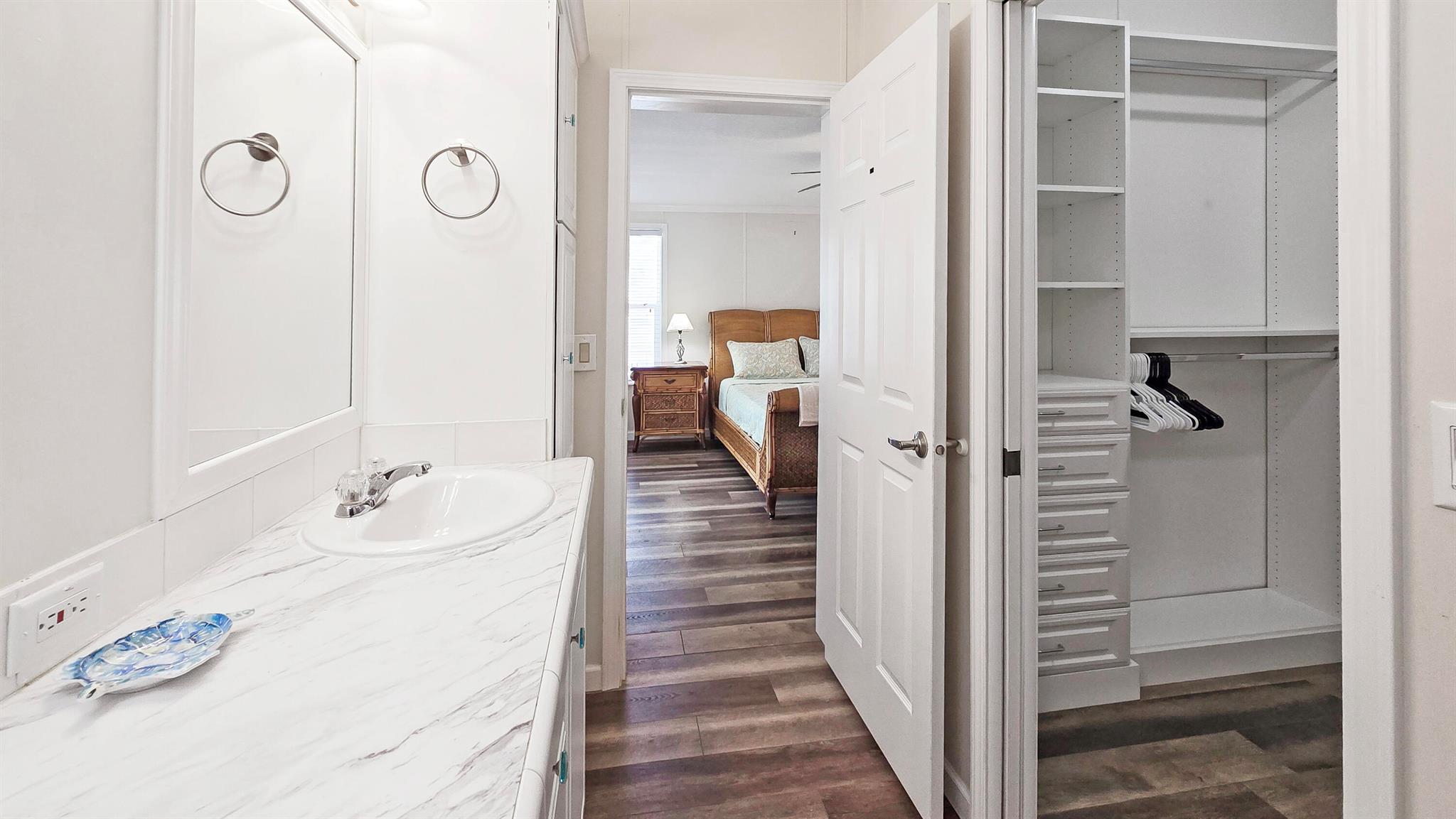 RIDGEWAY - Residential