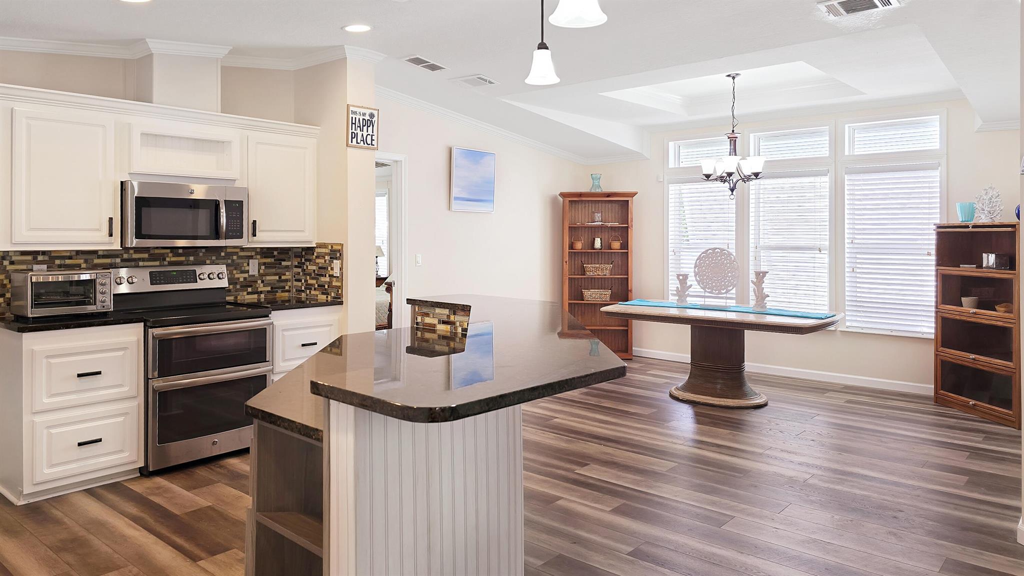 RIDGEWAY - Residential