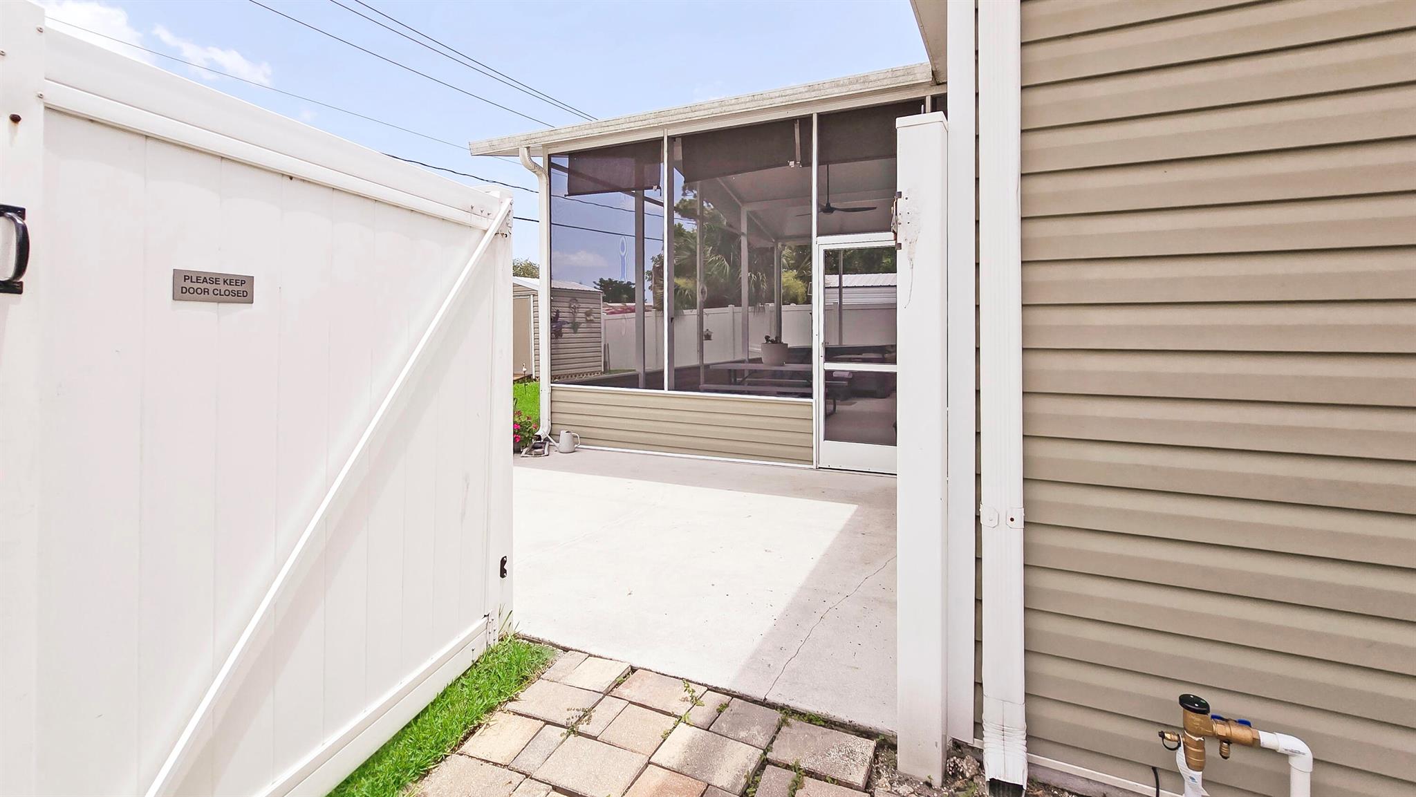 RIDGEWAY - Residential