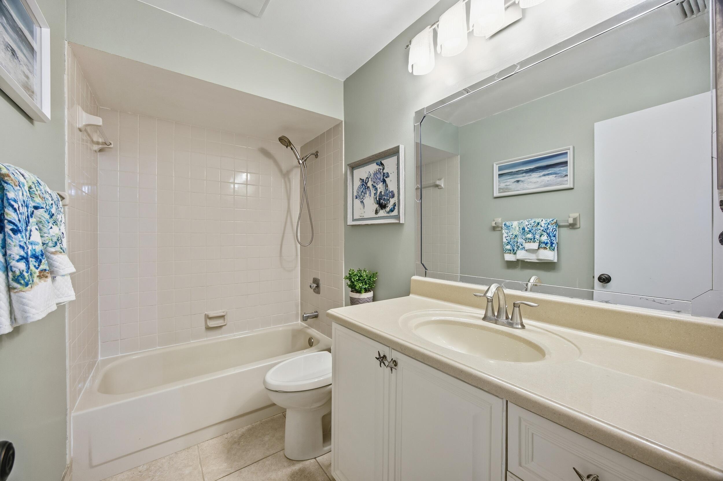 BELLA VISTA - Residential