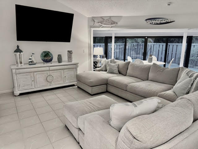 BELLA VISTA - Residential