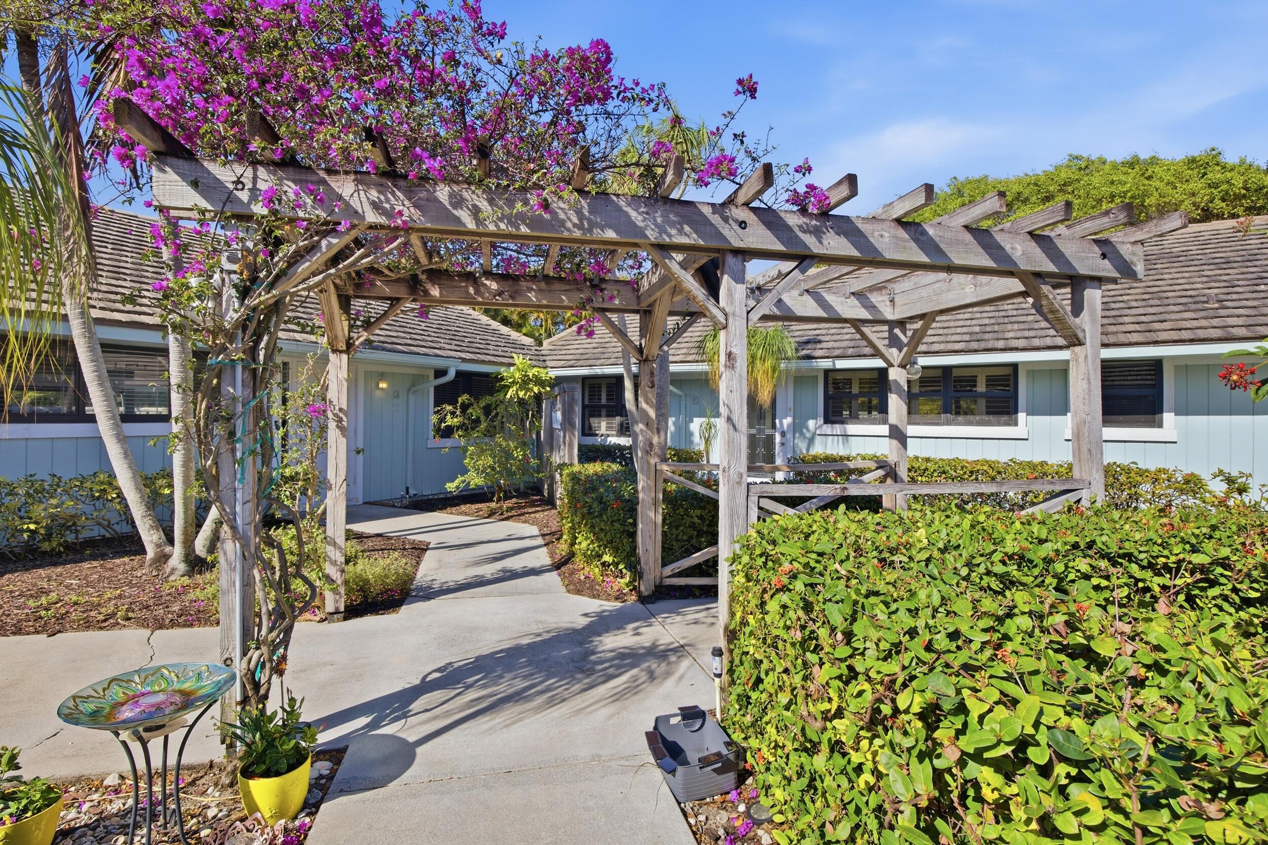 BELLA VISTA - Residential