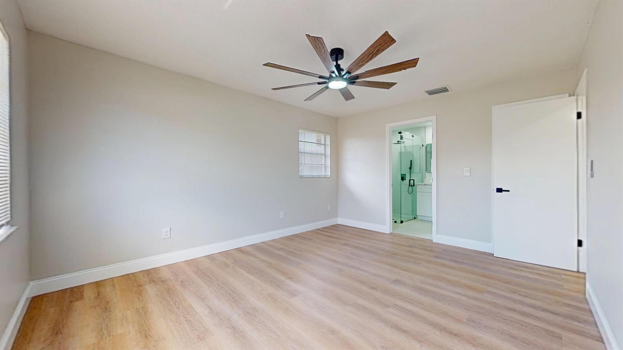 ISLAND ESTATES - Residential