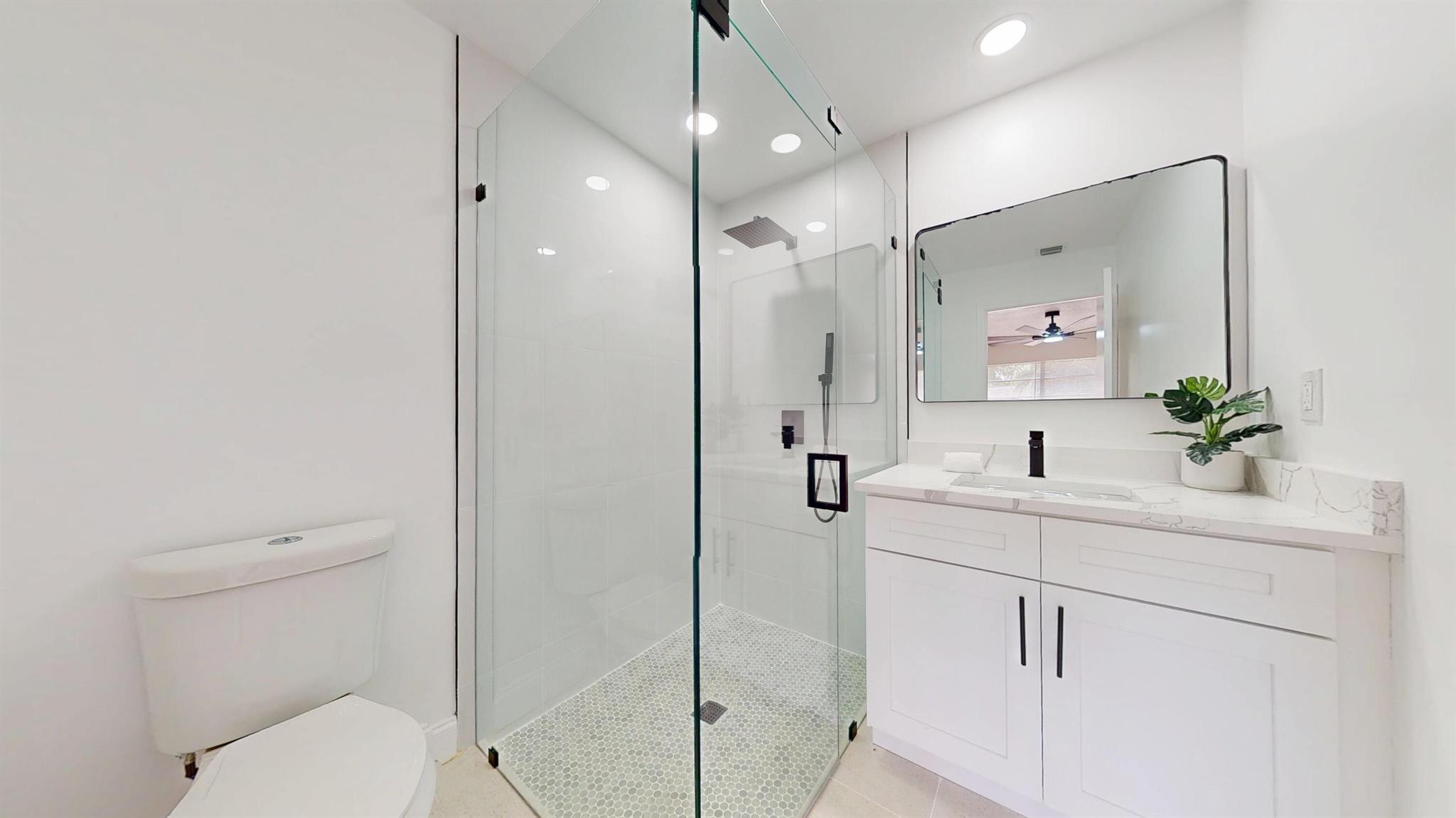 ISLAND ESTATES - Residential