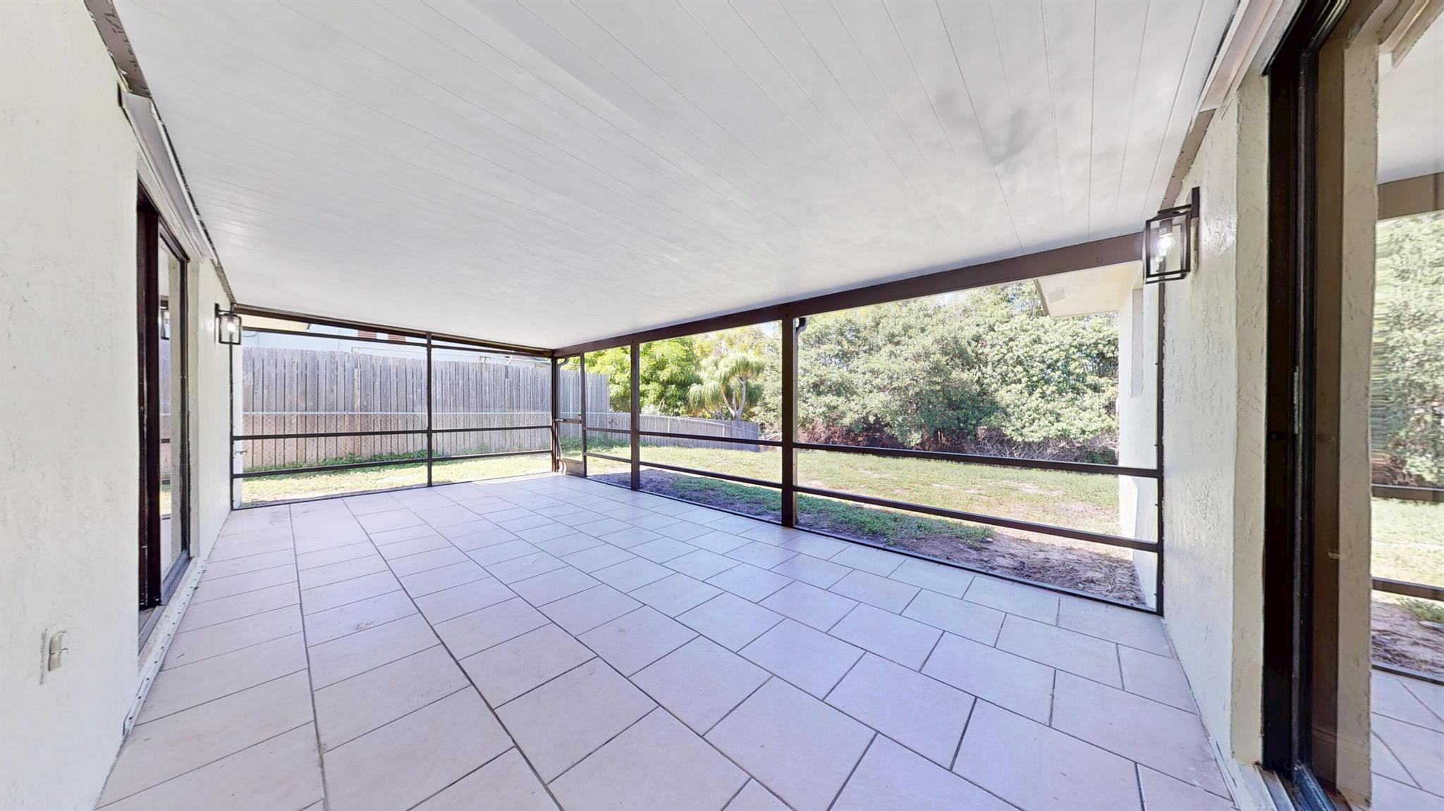 ISLAND ESTATES - Residential