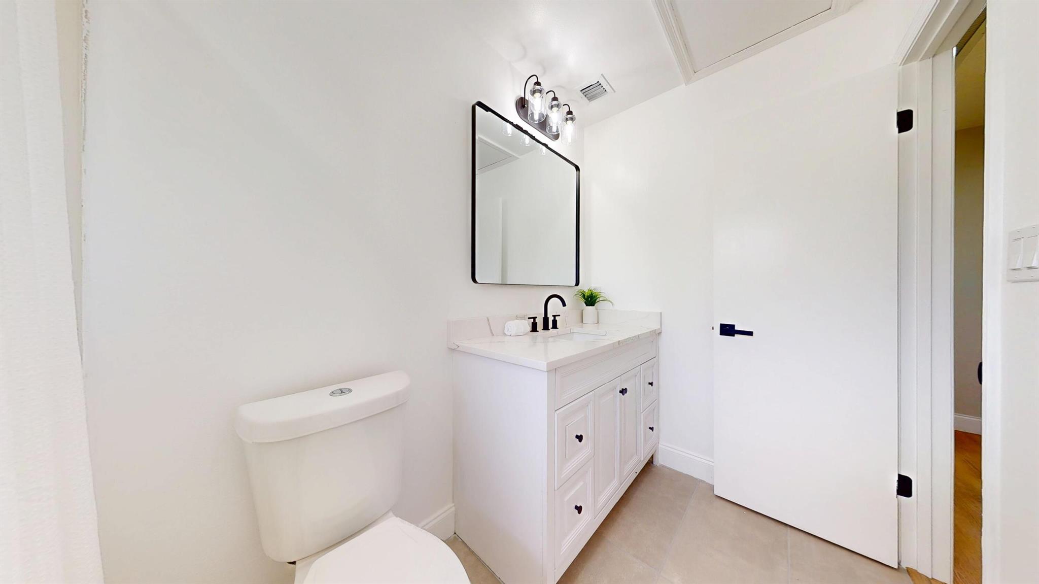 ISLAND ESTATES - Residential