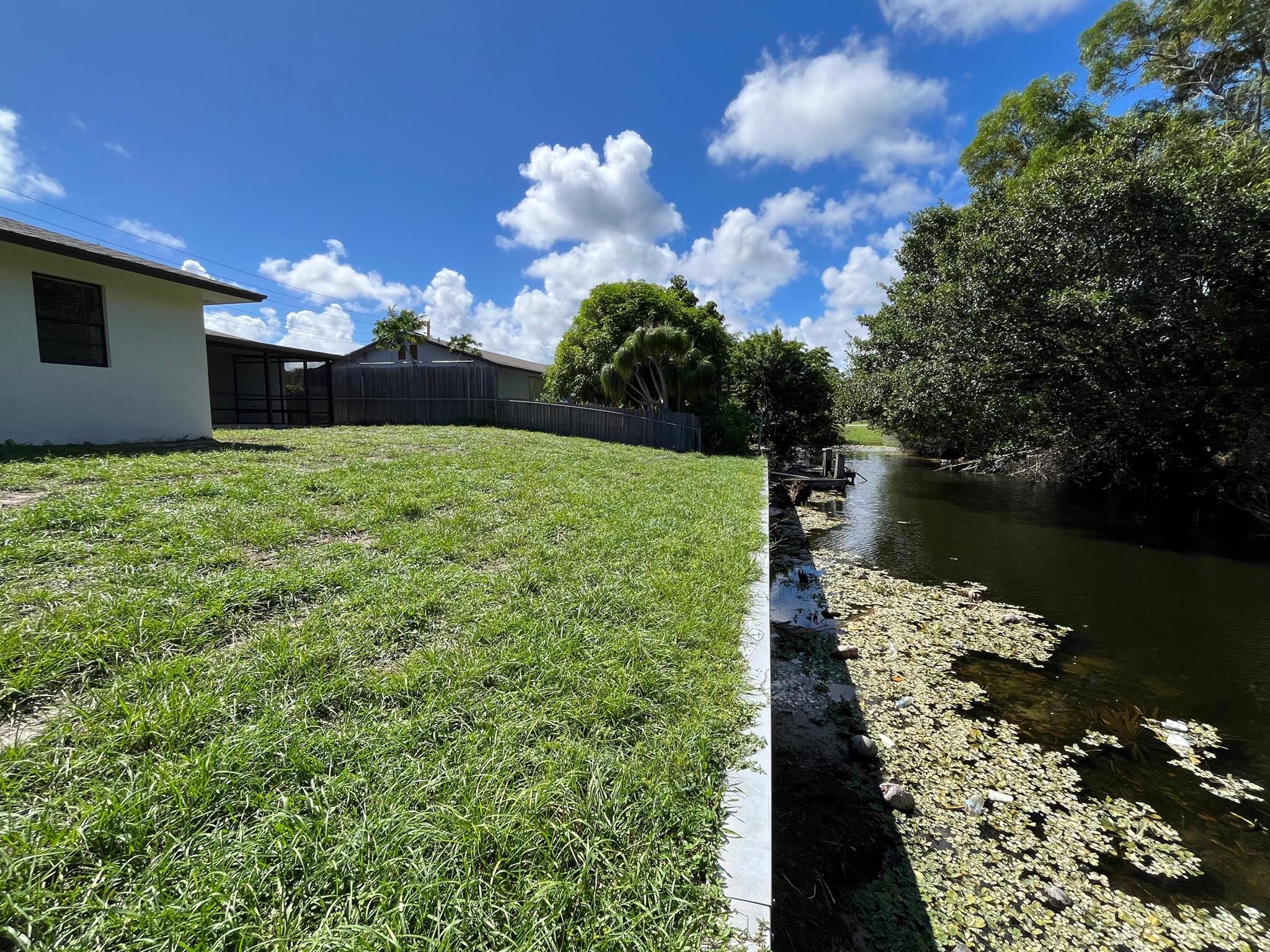 View photos, virtual tours, details... 2141 Hypoluxo Road