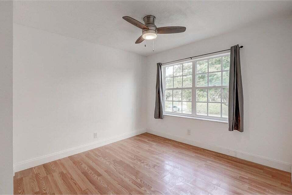 BOCA CHASE - Residential Lease