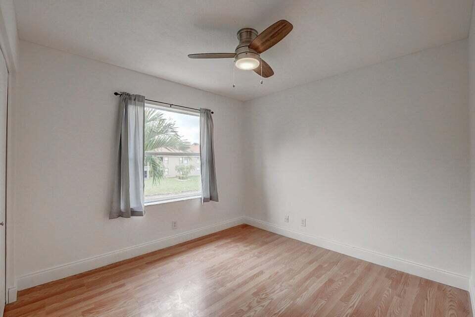 BOCA CHASE - Residential Lease