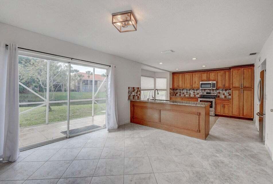 BOCA CHASE - Residential Lease