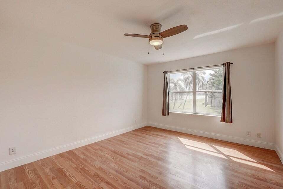 BOCA CHASE - Residential Lease