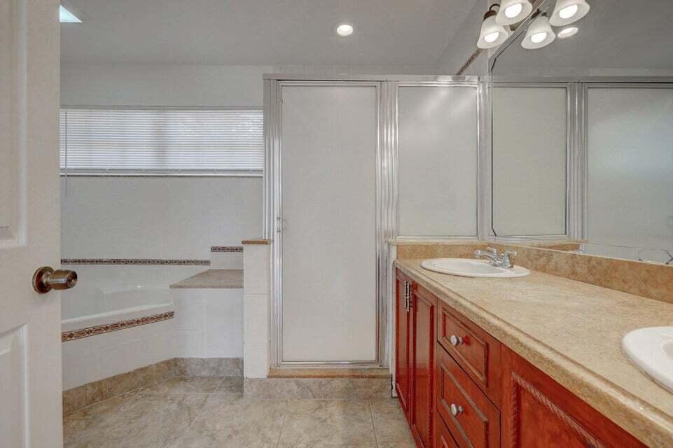 BOCA CHASE - Residential Lease