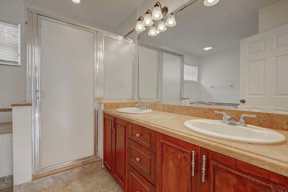 BOCA CHASE - Residential Lease