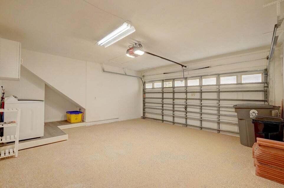BOCA CHASE - Residential Lease