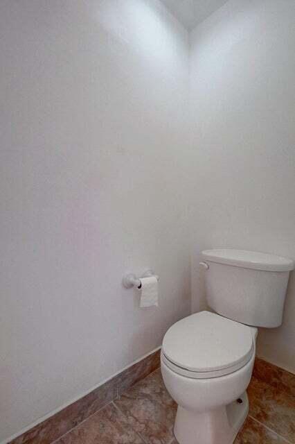 BOCA CHASE - Residential Lease