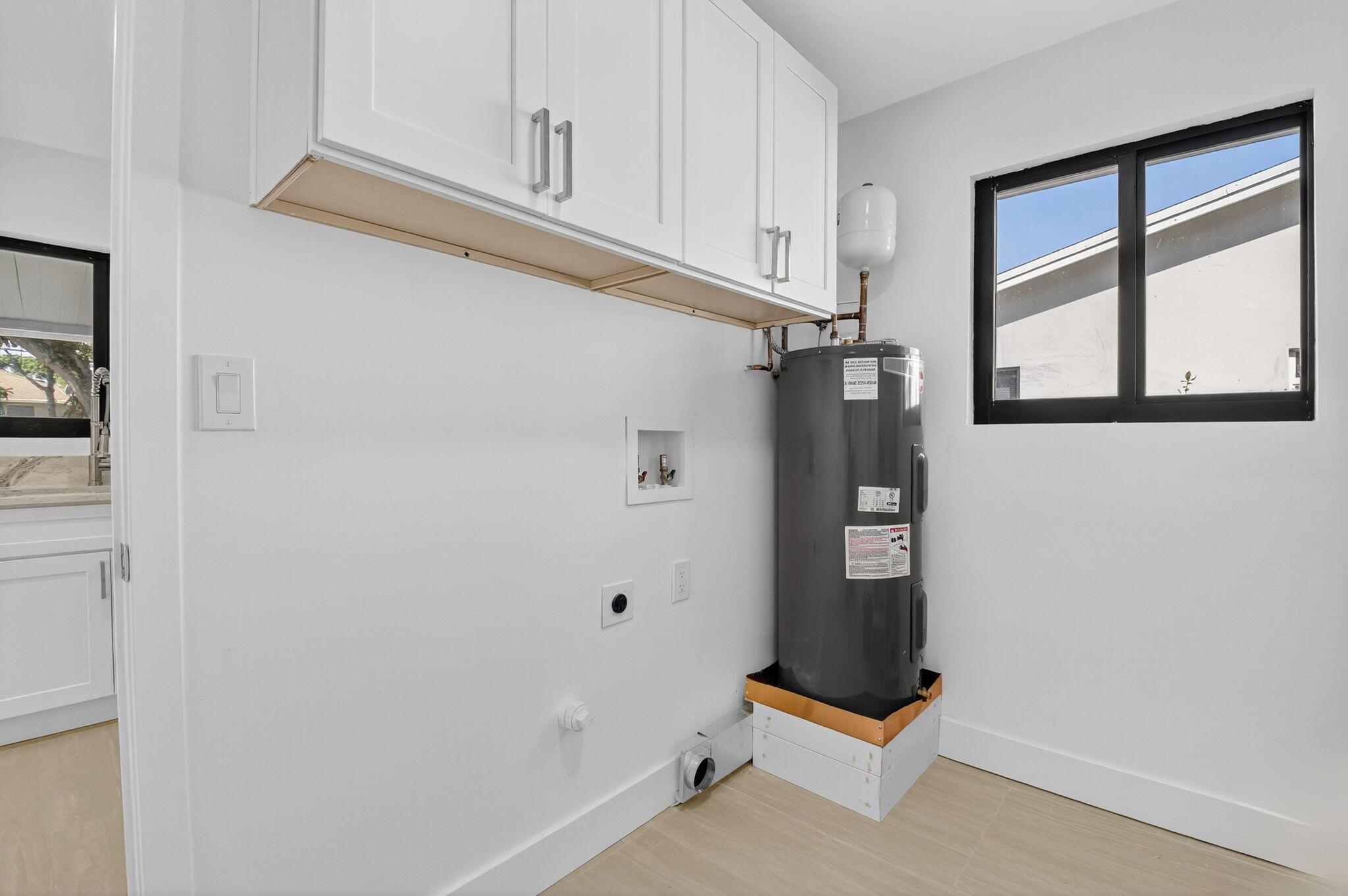 LINCOLN PARK - Residential