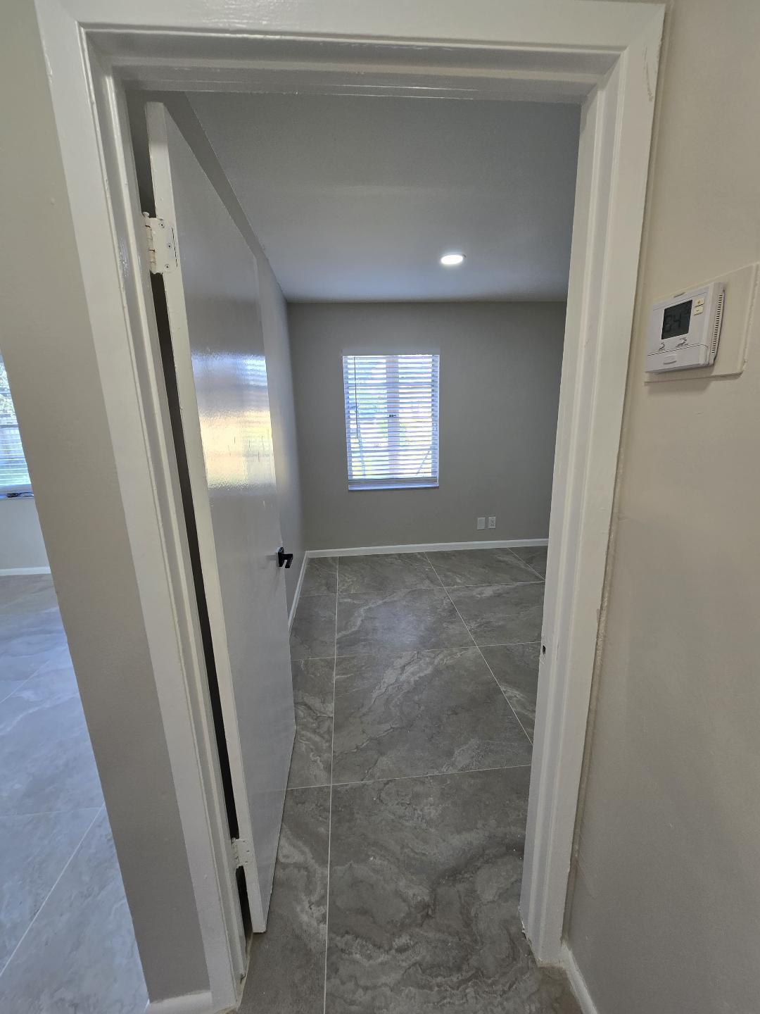 MANILA PARK - Residential Lease