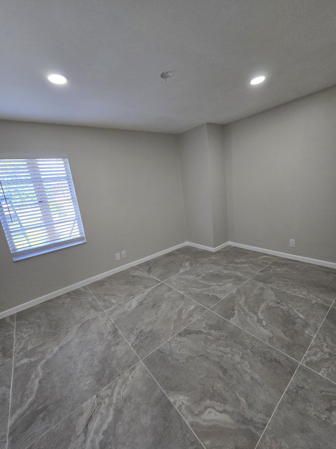 MANILA PARK - Residential Lease