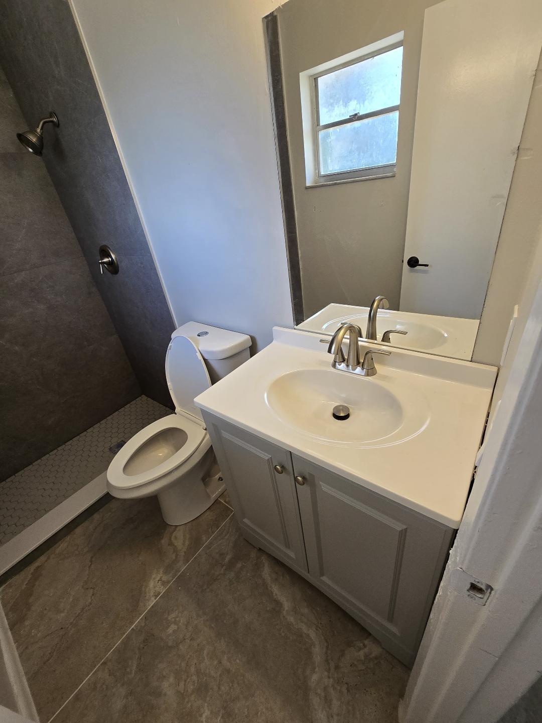 MANILA PARK - Residential Lease