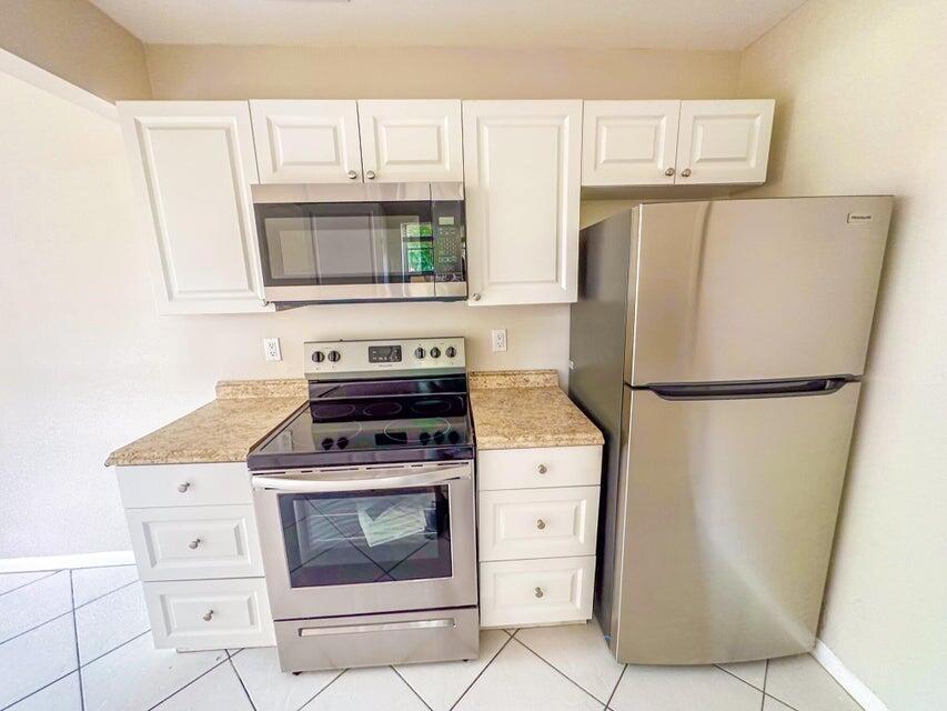 MANILA PARK - Residential Lease