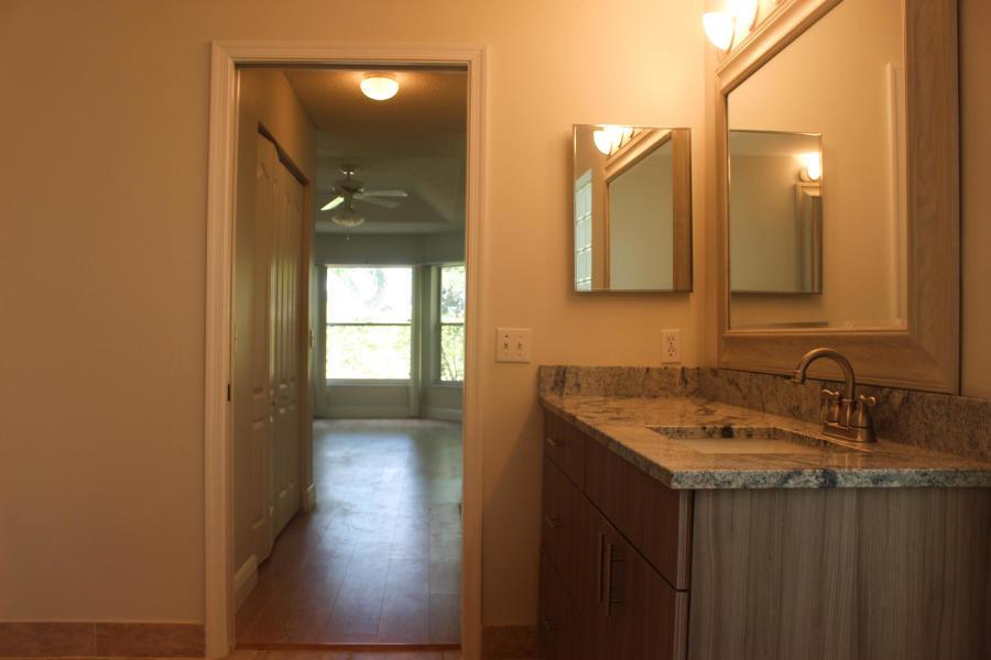 LAKES AT BOCA RATON PAR E - Residential Lease