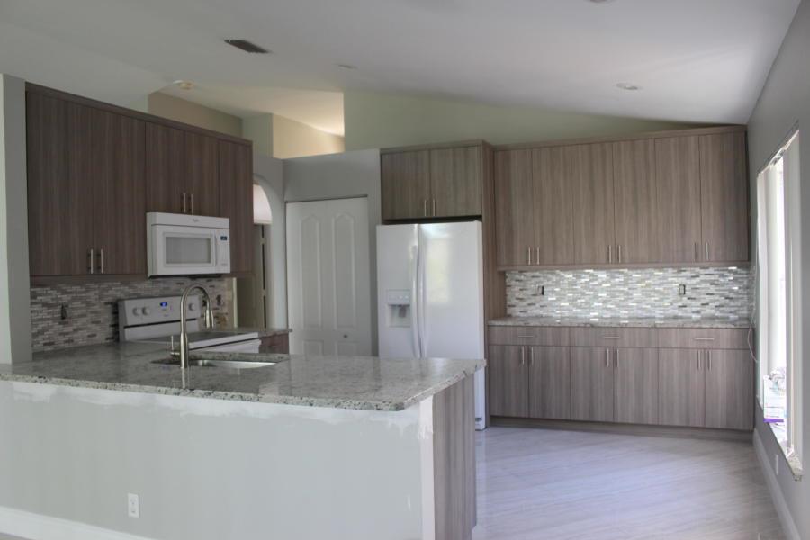 LAKES AT BOCA RATON PAR E - Residential Lease