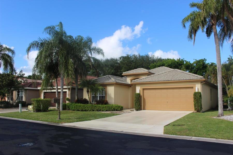 LAKES AT BOCA RATON PAR E - Residential Lease