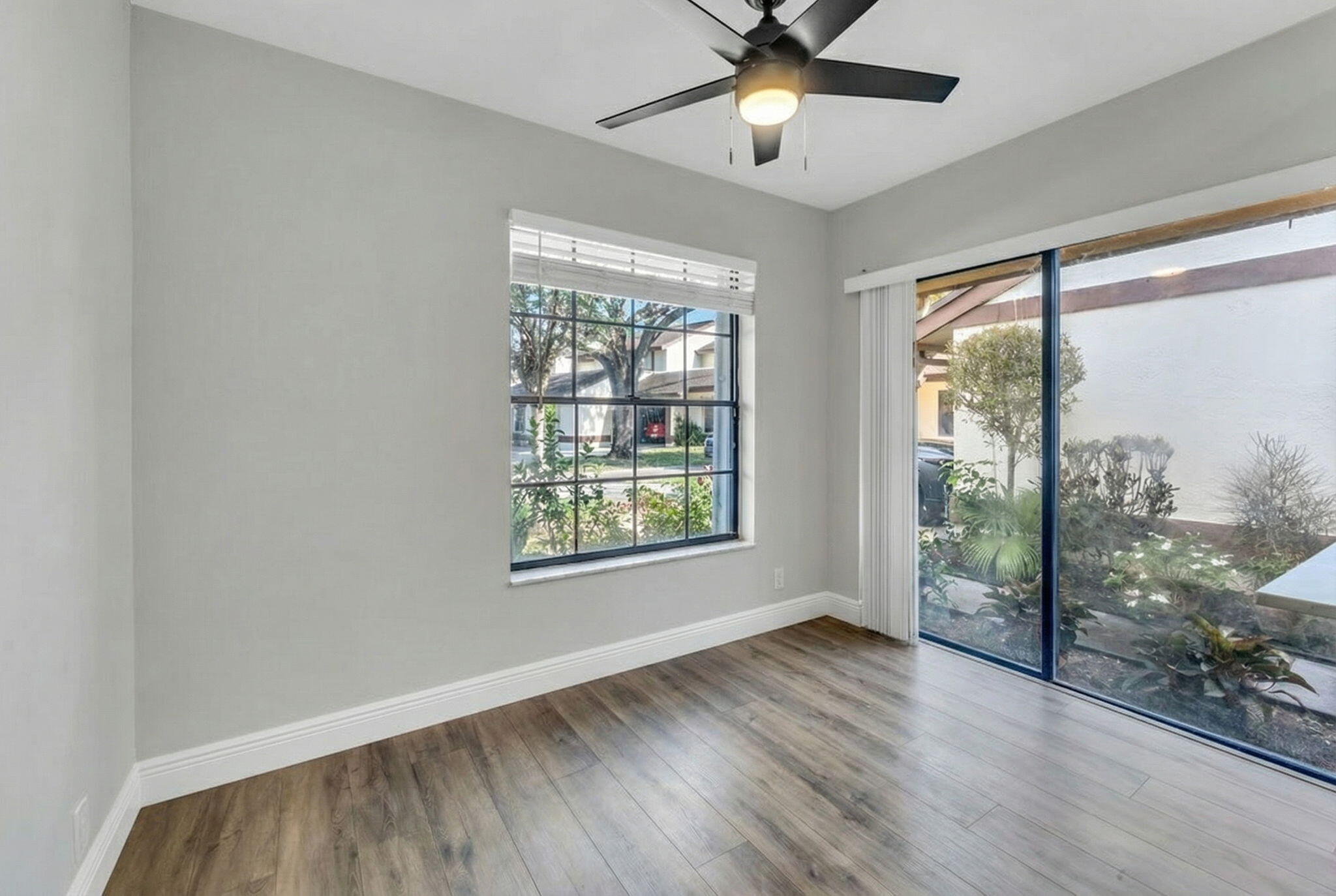 BOCA RIDGE GLEN - Residential Lease