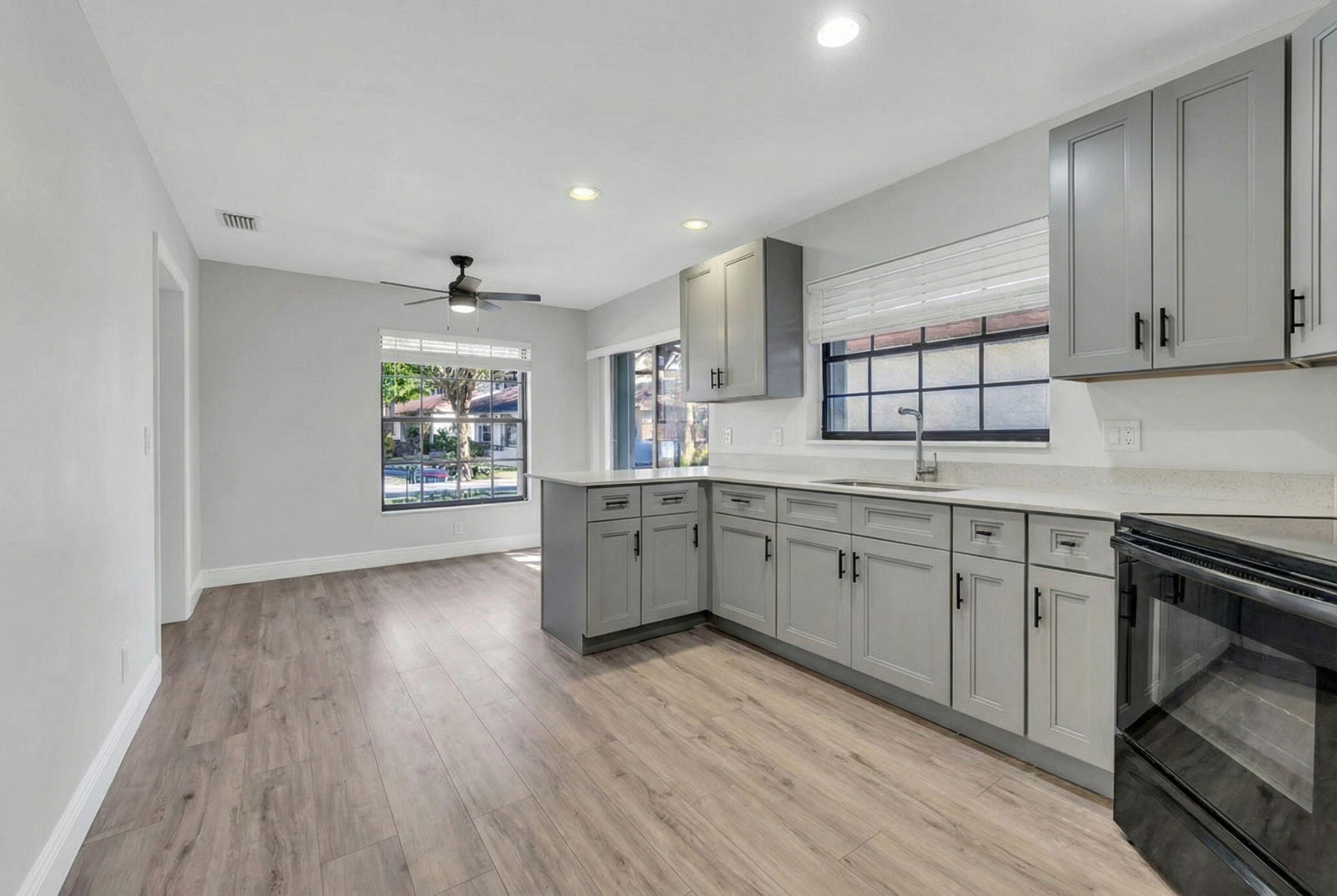 BOCA RIDGE GLEN - Residential Lease