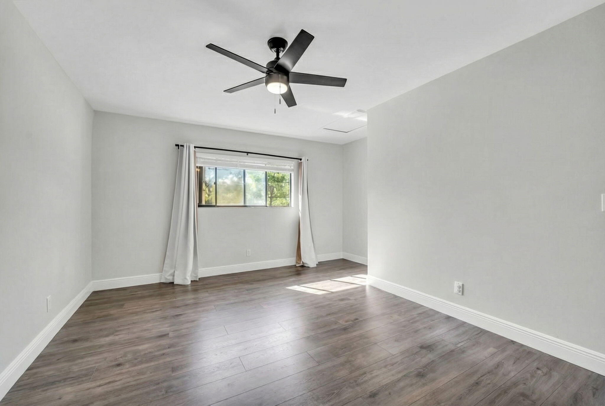 BOCA RIDGE GLEN - Residential Lease