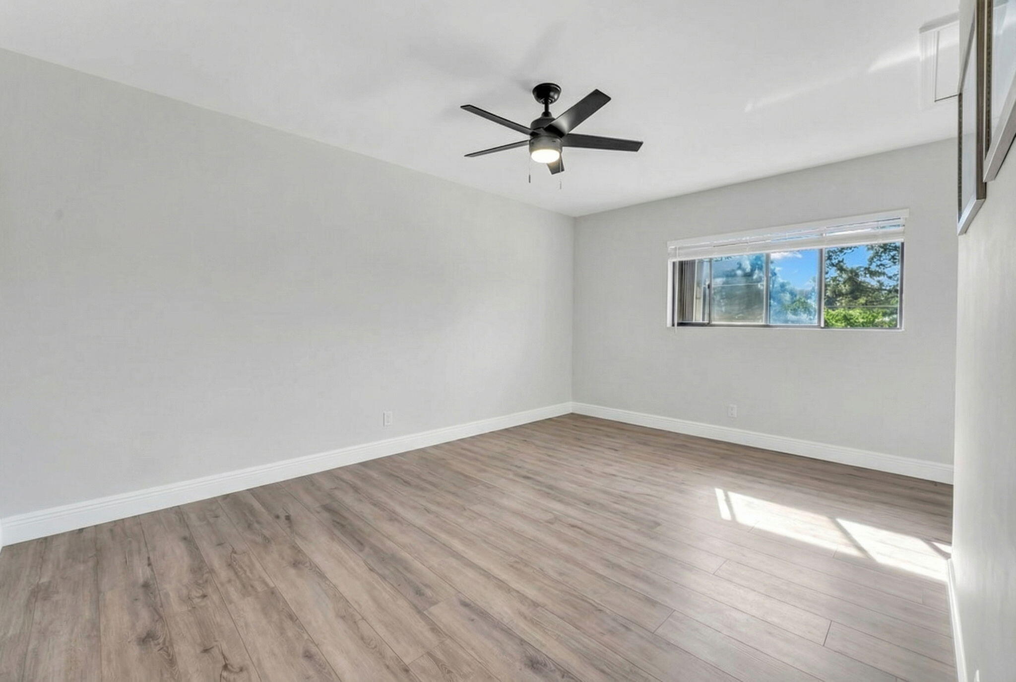 BOCA RIDGE GLEN - Residential Lease