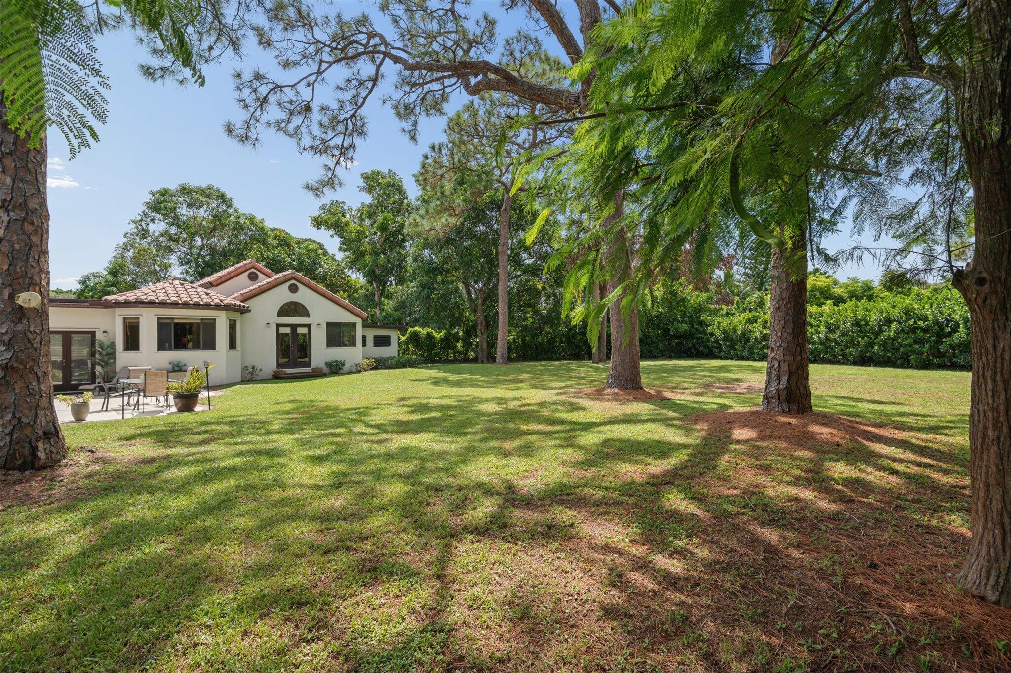 4120 SW 1ST Court