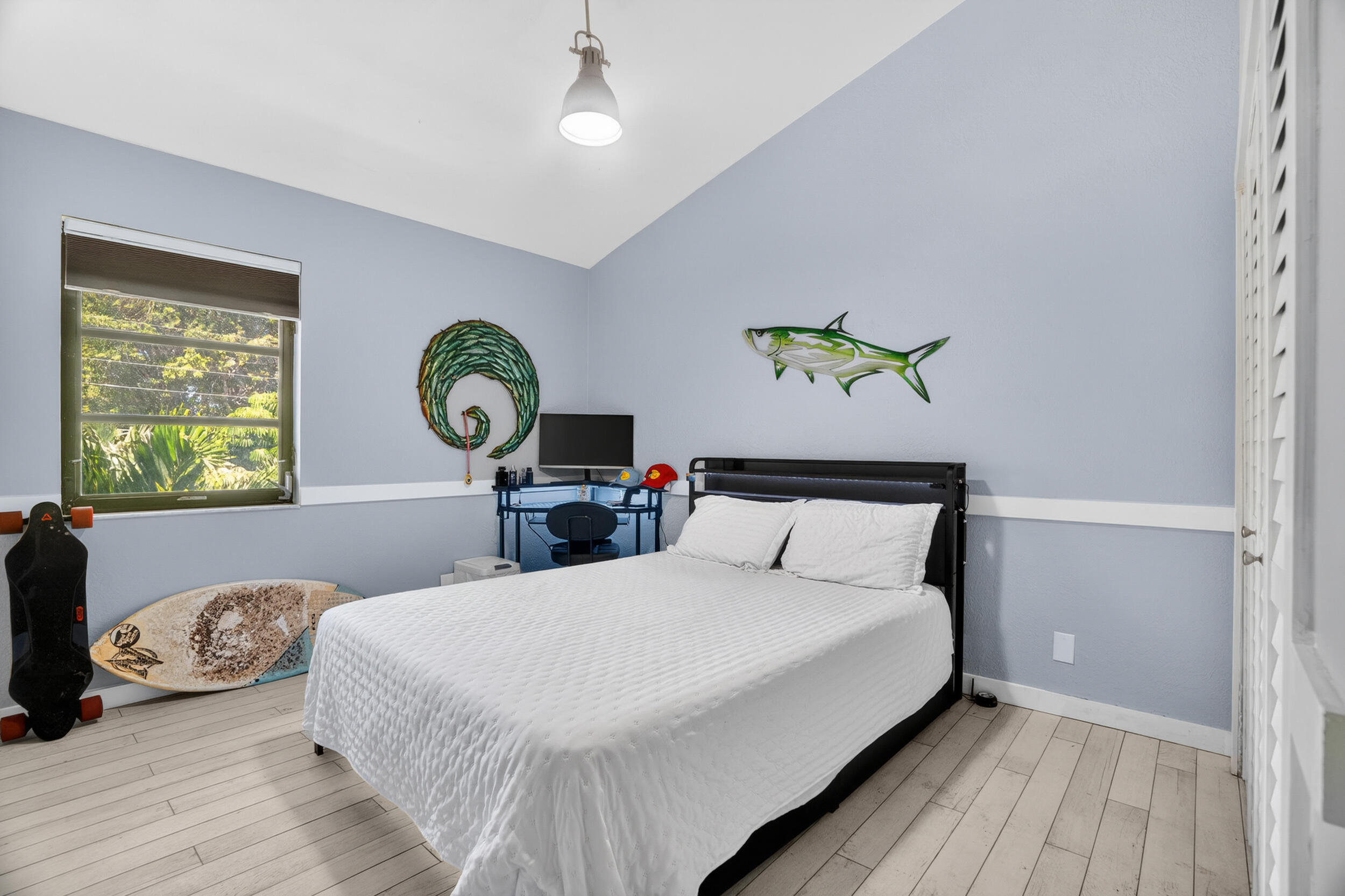 MARINERS WAY - Residential