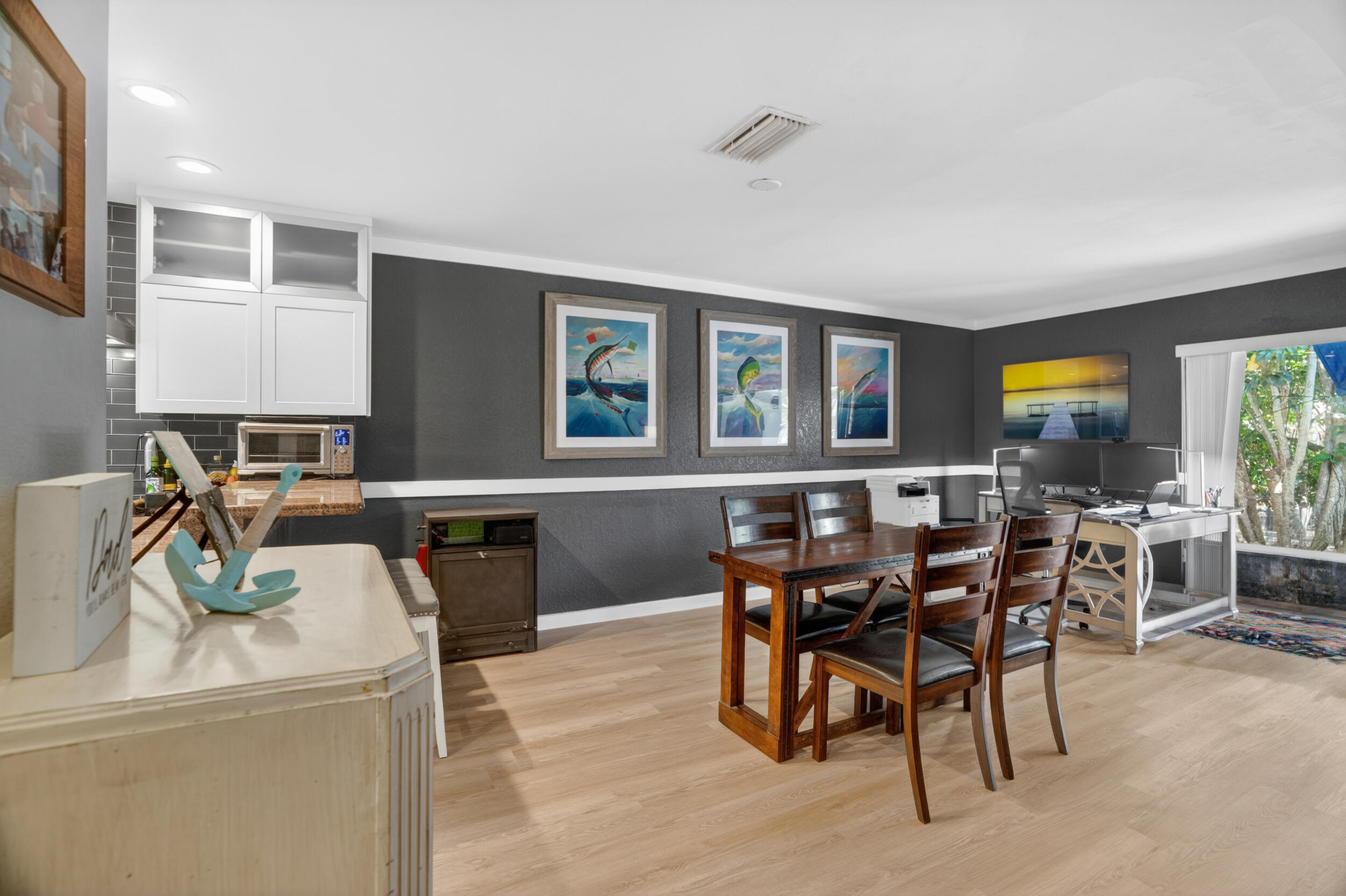 MARINERS WAY - Residential