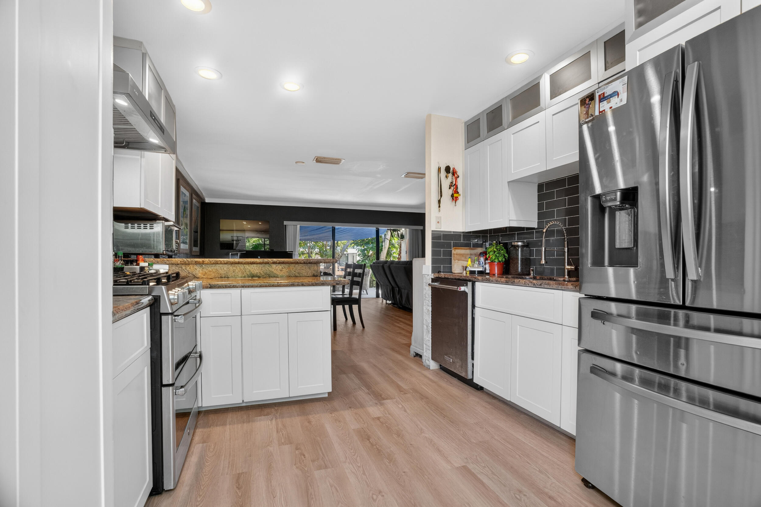 MARINERS WAY - Residential
