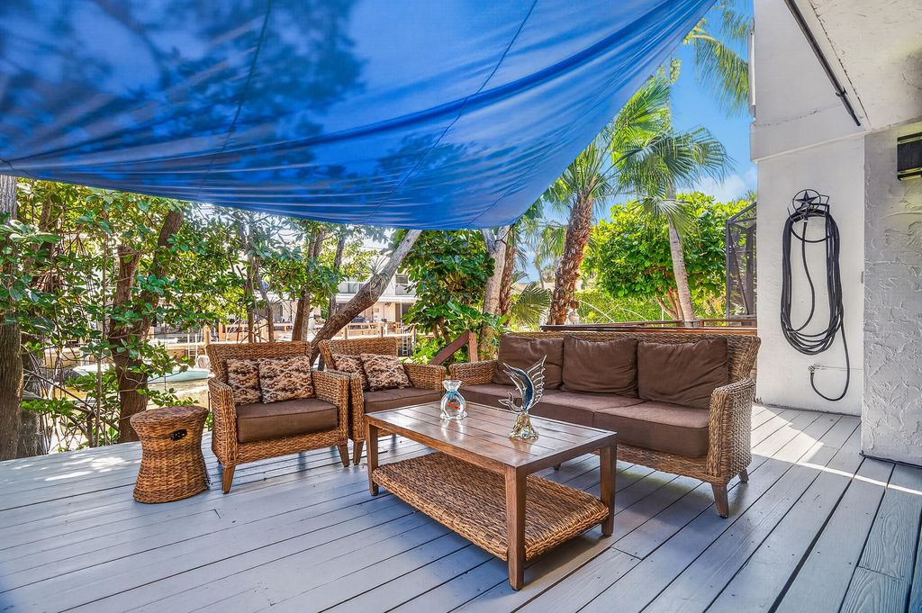 Photo of 622 Mariners Way, Boynton Beach, FL 33435 (MLS # B26022827)