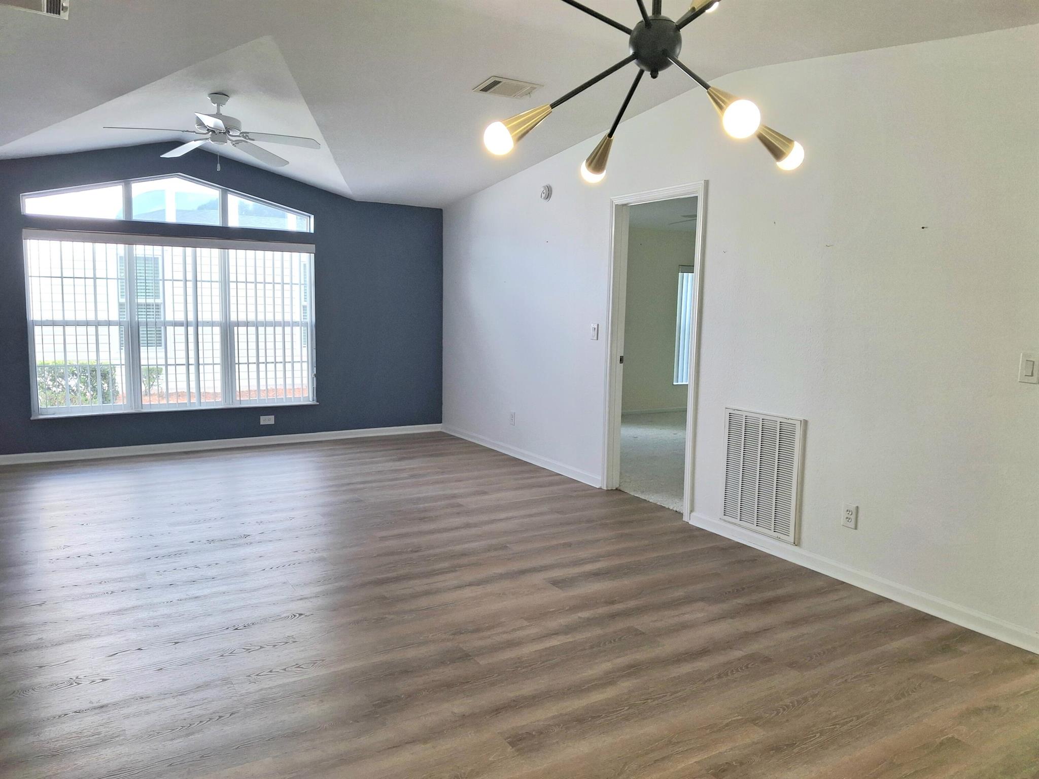 EAGLE'S RETREAT AT SAVANN - Residential