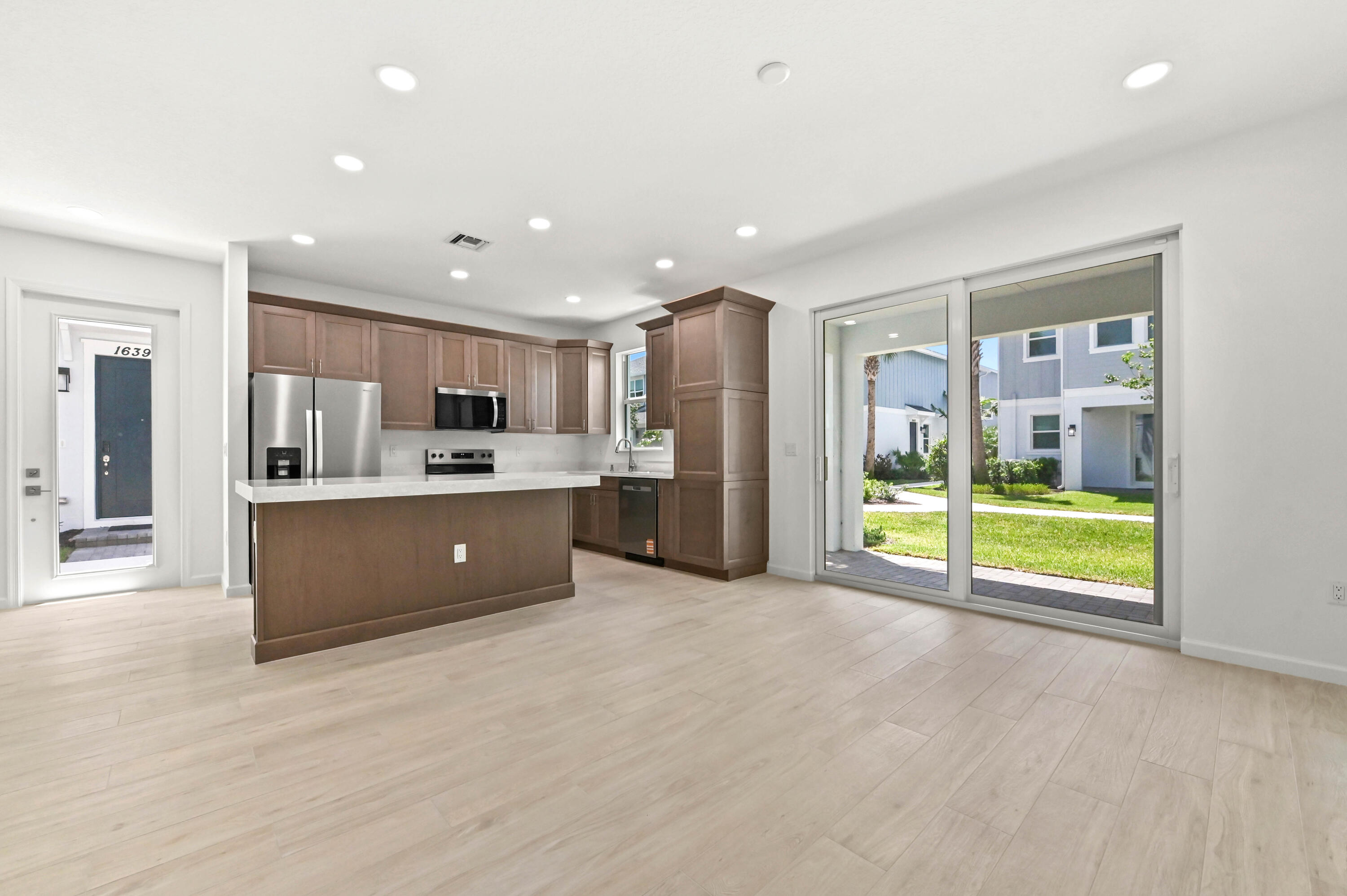 TERRACES OF WESTLAKE - Residential