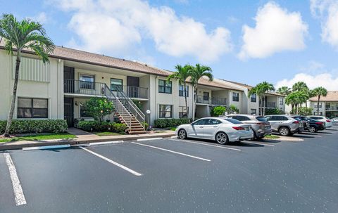 Photo of 7915 Willow Spring Drive #1223, Lake Worth, FL 33467 (MLS # B26007379)