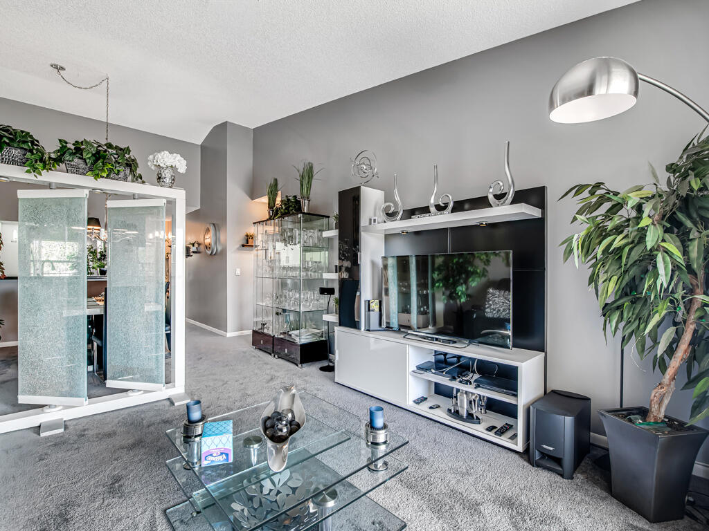 GARDENS OF WILLOW BEND CONDOS - Residential