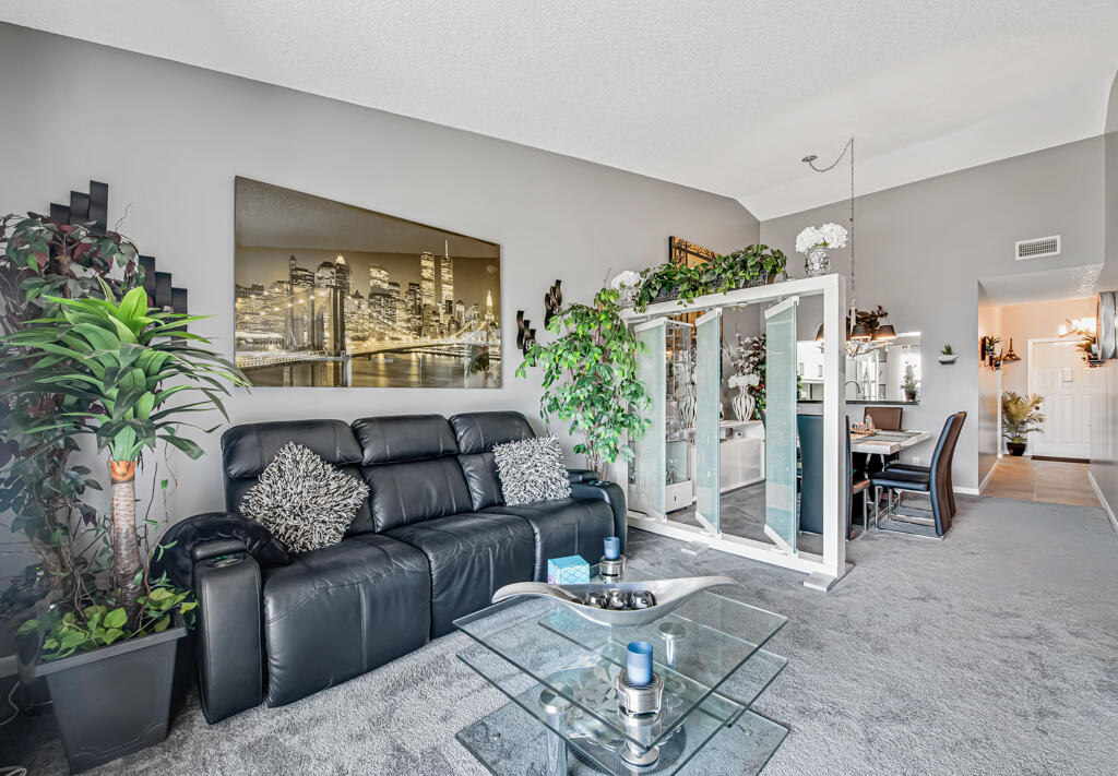 GARDENS OF WILLOW BEND CONDOS - Residential