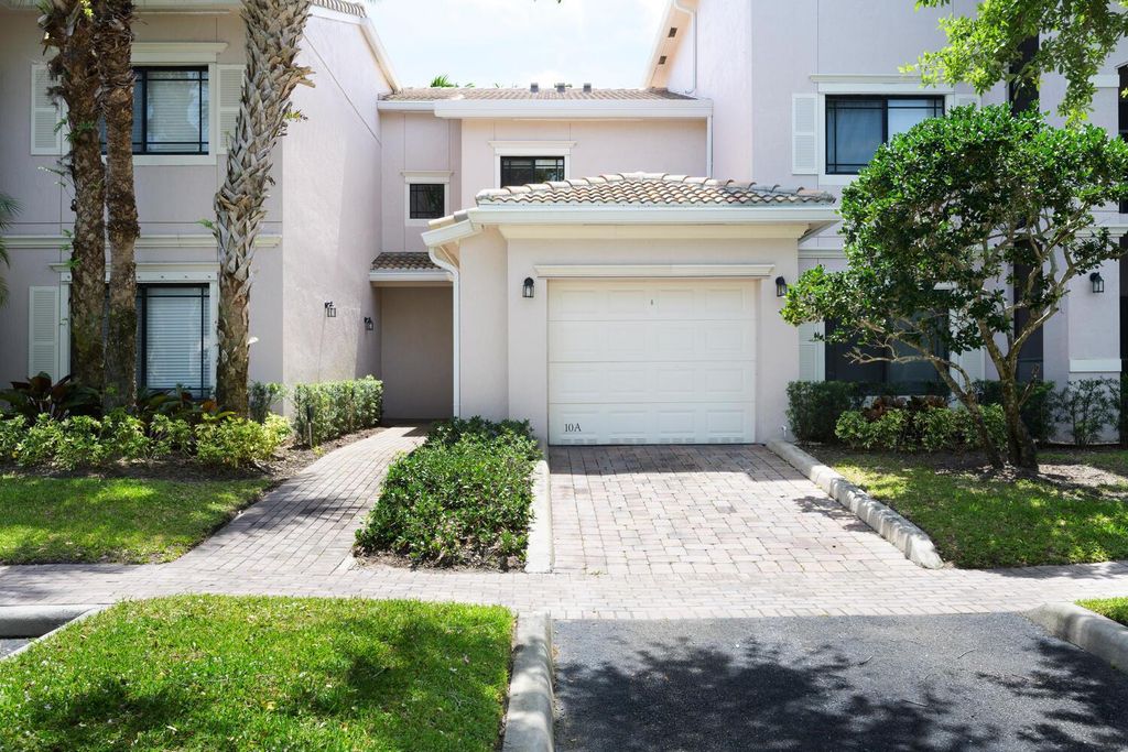 Photo of 2810 Grande Parkway #103, Palm Beach Gardens, FL 33410 (MLS # R10974407)