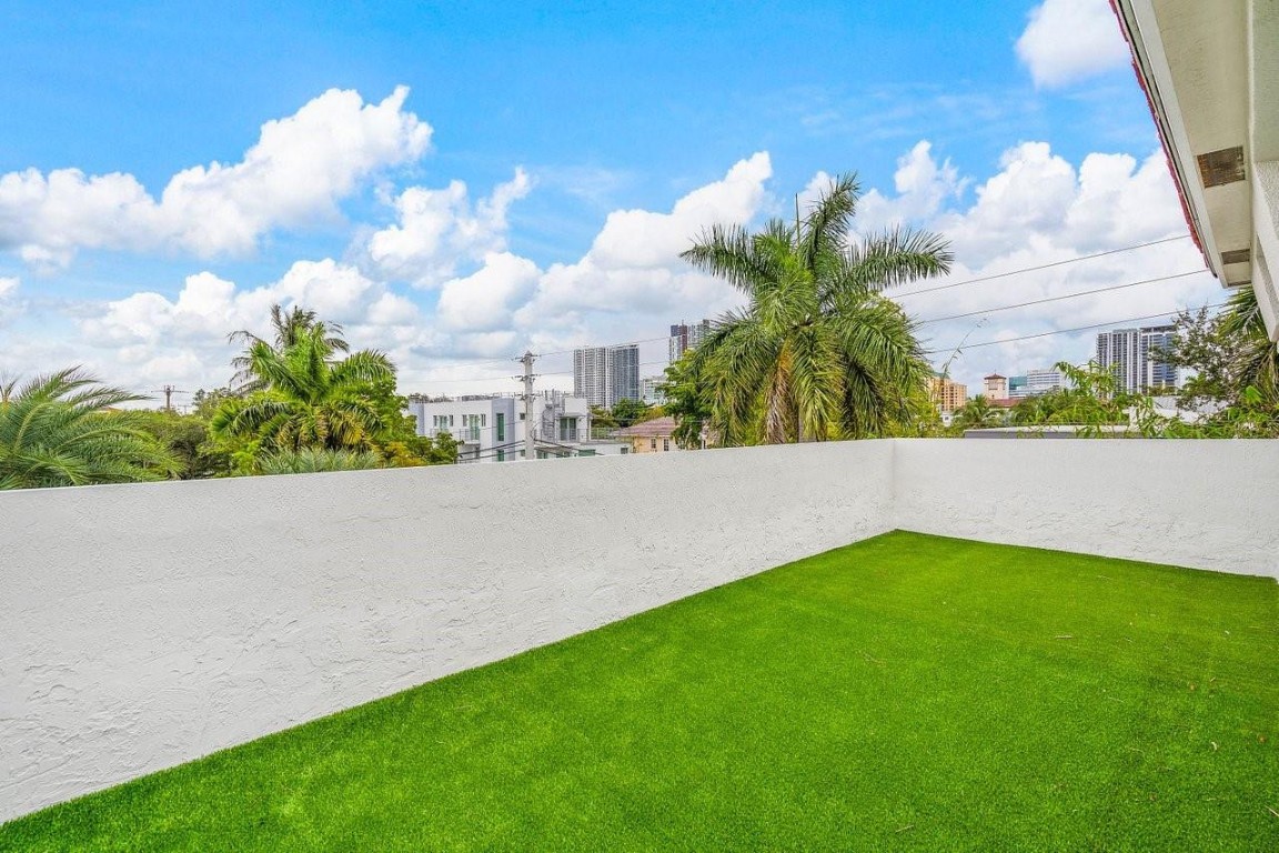 VICTORIA PARK - Residential