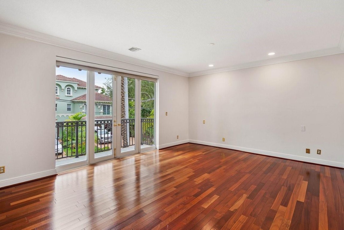 VICTORIA PARK - Residential