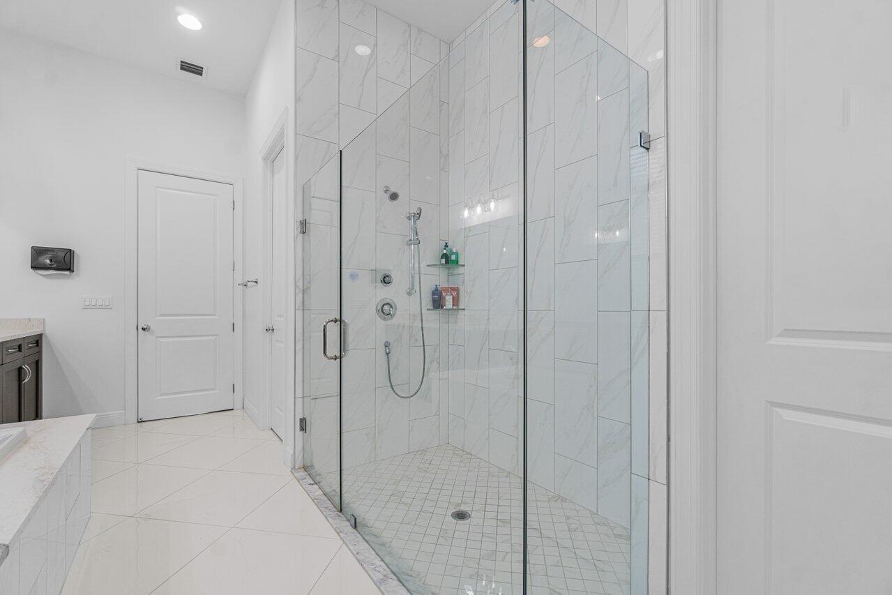ARTISTRY - Residential Lease