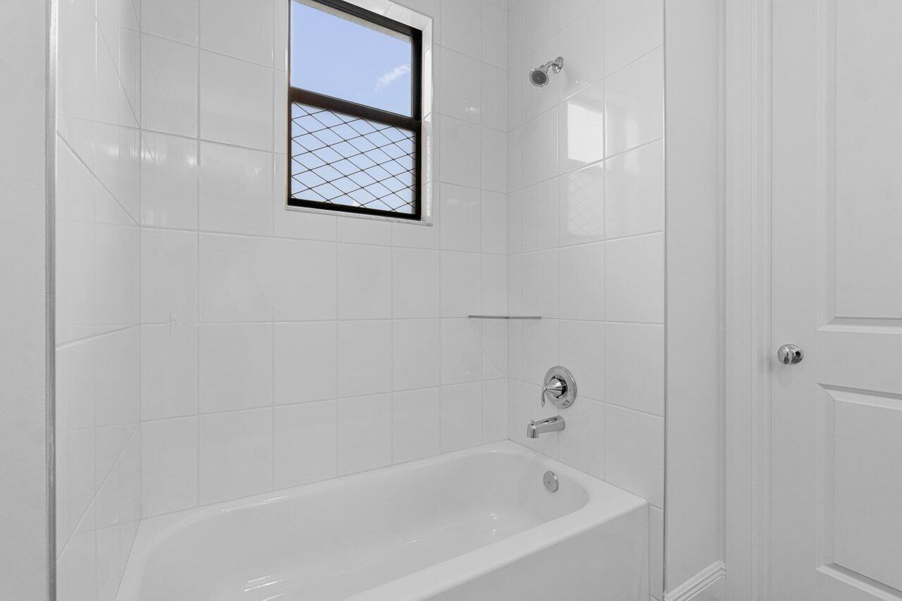 ARTISTRY - Residential Lease